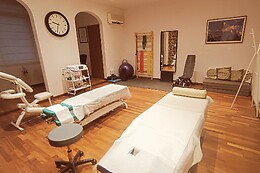KG CLINICA Y SALUD