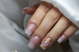 Les ongles de AD