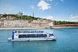 Les Bateaux Lyonnais