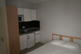 Bike Suite & Lounge