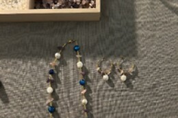 JEWELS AND WINE