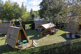 Flower Camping La Davière Plage
