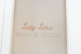 CENTRO DE BELLEZA Y MEDICINA ESTÉTICA LUCY LARA