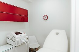 CENTRO DE BELLEZA Y MEDICINA ESTÉTICA LUCY LARA