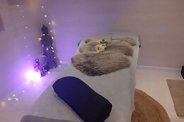 Aesthetic beauty salon