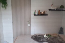 Aesthetic beauty salon
