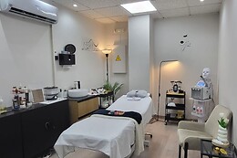 PURE GLAM BELLEZA Y SPA