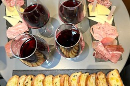 Lady Wine - Wine Bar