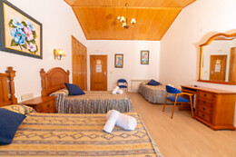 HOSTAL LOS ROSALES