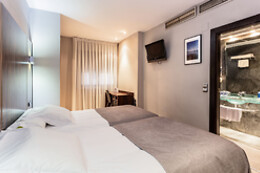 HOTEL GRAN VIA - ZARAGOZA