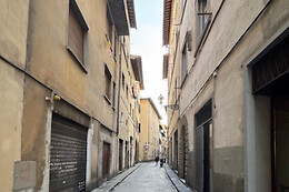VELLUTI CHIC HOUSE