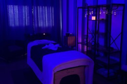 AJ in Beauty & Massotherapy