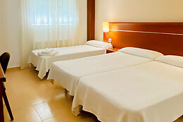 HOTEL MIDAMA
