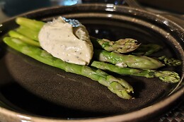 Plantago Natural Wine Bar