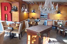 Le Manoir d'à Côté