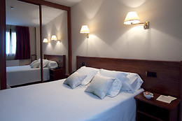 HOTEL ARIAS / PALACIO ARIAS