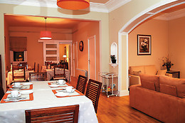 HOSTAL CANIGO