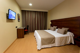 HOTEL RISCAL