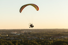 Là Haut Paramoteur
