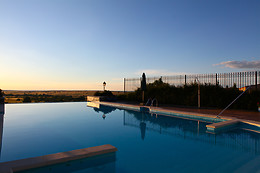 HOTEL EL RANCHO DE LA ALDEGÜELA & LA POSADA
