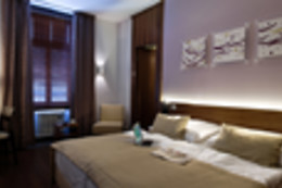 Hotel Carol