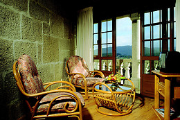 A CASA ANTIGA DO MONTE