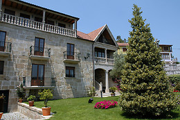A CASA ANTIGA DO MONTE