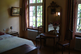 Chateau Bagatelle