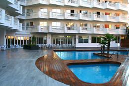 HOTEL BERNAT II