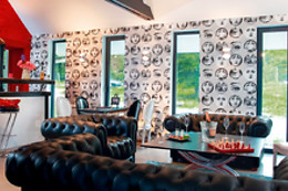 Hotel The Originals La Ferme Blanche Lille Nord