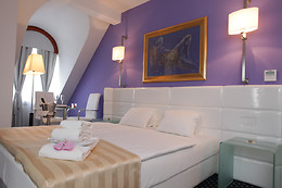 Hotel Phoenix