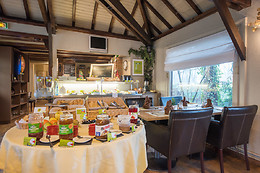 Logis Hôtel des Acacias - Restaurant L'Acacias Gourmand