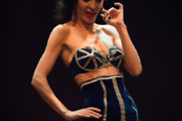 EVIL EVA BURLESQUE SCHOOL