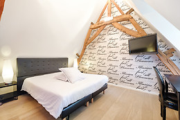 Hotel The Originals La Ferme Blanche Lille Nord