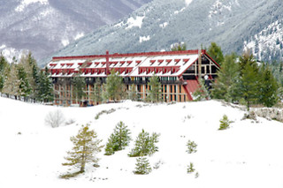 Un soggiorno di due notti per due persone all'Hotel Residence Club Primula a Pescasseroli in provincia dell'Aquila