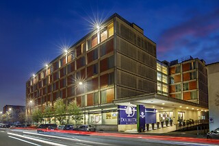 Soggiorno di due notti con colazioni presso DoubleTree by Hilton Milan nel cuore di Milano