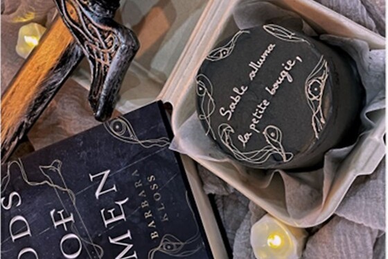 Sweets and Books - photo 5