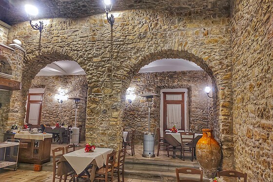 Soggiorno di una notte tra gusto e relax presso Palazzo Iaquinta in provincia di Salerno