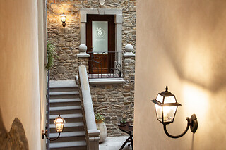 Soggiorno di una notte tra gusto e relax presso Palazzo Iaquinta in provincia di Salerno