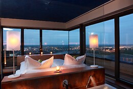 The Seven Hotel****
