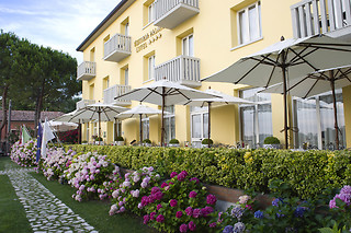 Soggiorno di due notti con colazione per due presso il Viktoria Palace Hotel a Venezia Lido