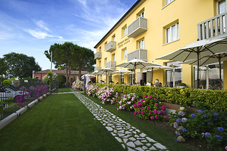 Soggiorno di due notti con colazione per due presso il Viktoria Palace Hotel a Venezia Lido