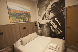 HOSTAL TEMÁTICO DE LA CIUDAD DE ARJONA DESDE LA JUDERÍA