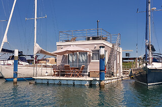 Soggiorno insolito di una notte presso Grado Floating Resort in provincia di Gorizia