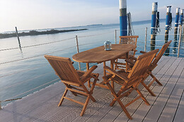 Grado Floating Resort