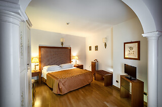 Soggiorno esclusivo di una notte con spa privata e cena presso Relais Le Felci a Fiuggi
