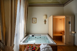 Soggiorno esclusivo di una notte con spa privata e cena presso Relais Le Felci a Fiuggi