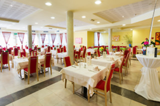 Soggiorno di una notte con cena al Bio Hotel Elite in provincia di Trento