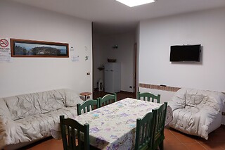 Soggiorno in famiglia di una notte con prima colazione presso il Residence Tenuta Gambalonga a Cavalcaressa sui Colli Euganei