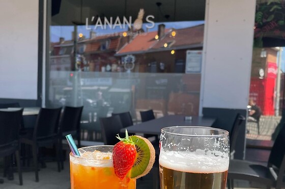 L'Ananas Bar & Restaurant - photo 6
